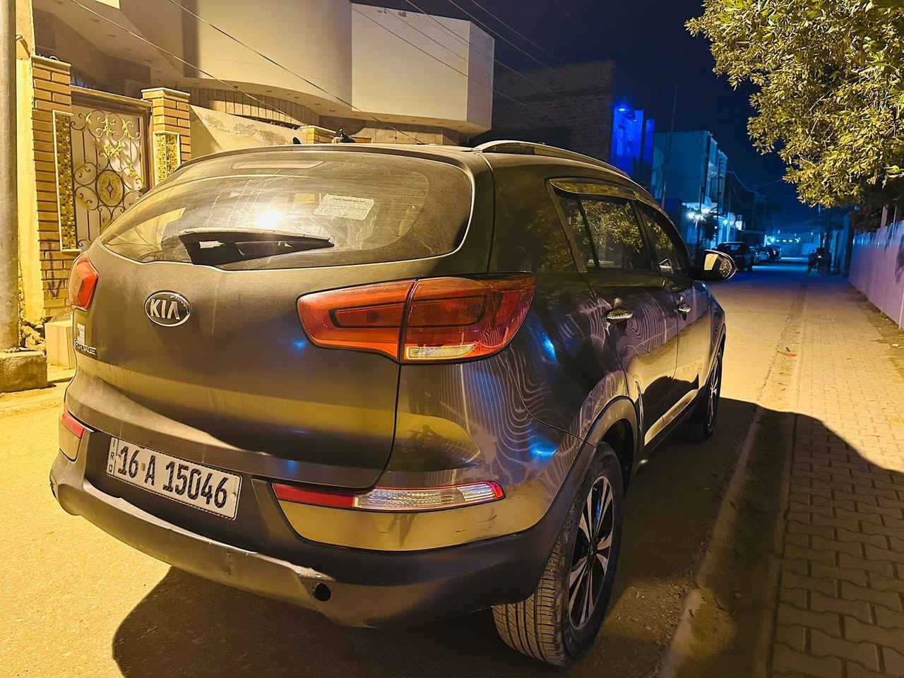 سبورتج 2015 محرك 2400
السيارة ماشية 206 الف 

بيها ضربه أثر ستوته جاملغ وأشوي من باب السدر 

مع جراد بنيد وقمارة  السعر 118 مع المجال مكان السيارة 

ديوانيه الحمزة الشرقي

***********
