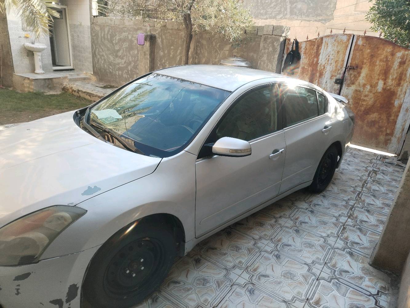 بعقوبة الرحمة
السيارة محورة كورلة