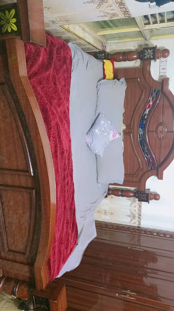 غرفه نوم للبيع جديده استعمال قليل مع زاويه وكومديات 2


**إذا كنت صاحب هذا الإعلان وتريد حذفه لأي سبب، رجاءا أرسل رسالة إلى الدعم الفني**