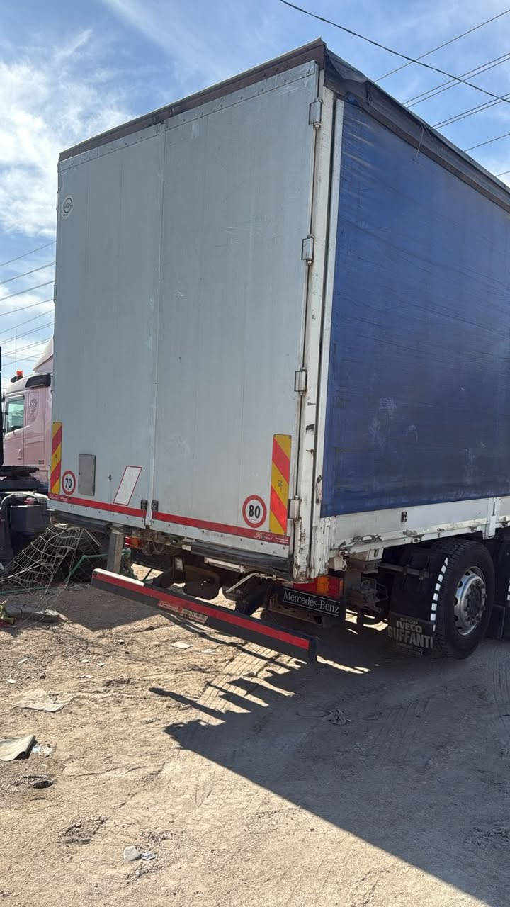 سلام عليكم للبيع بدي جادر كبس طول ٧ ونص***********
