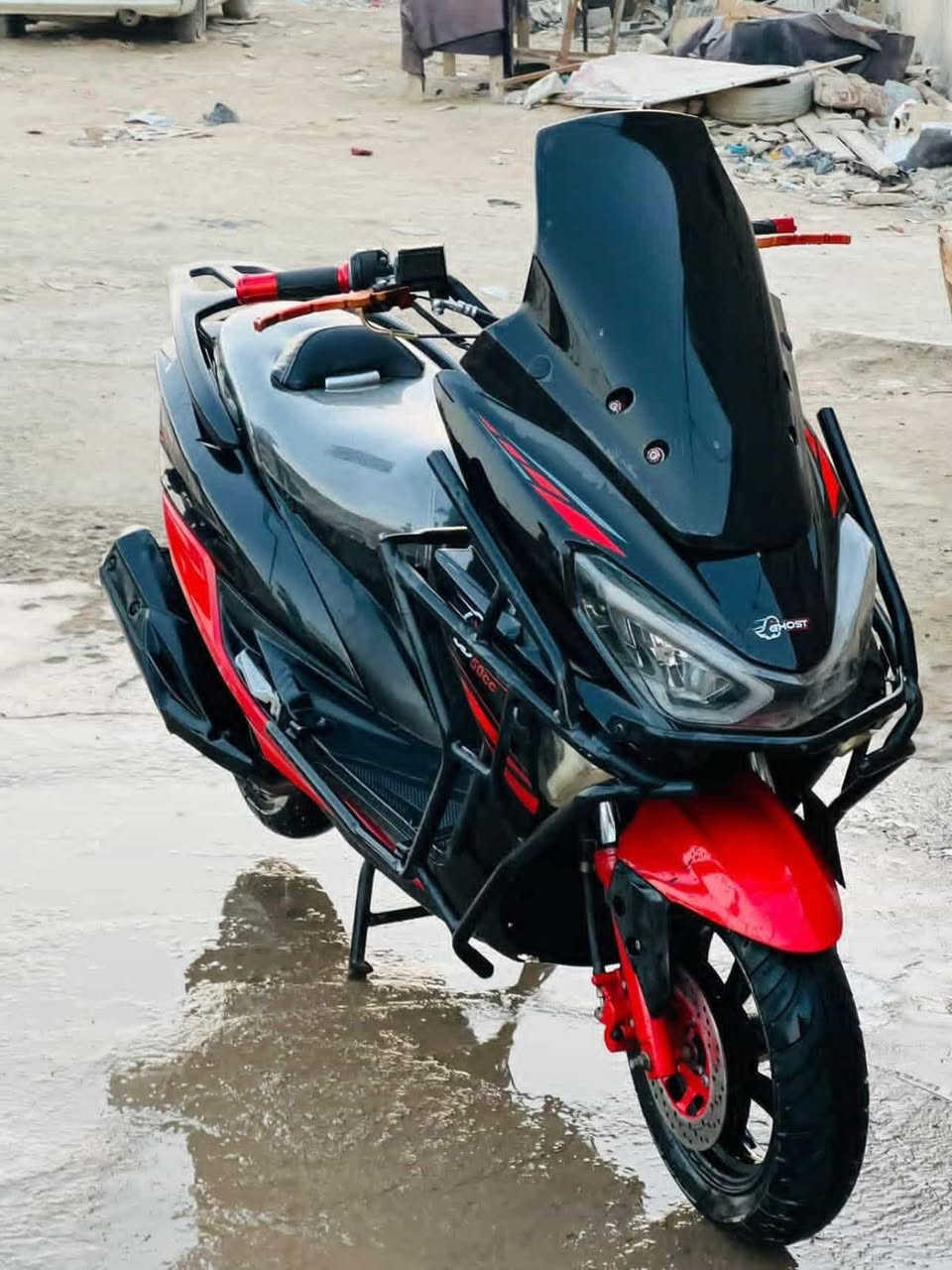 سلام عليكم دراجه سترون ٢٠٢٤ دراجه حلوه ومال جناي يعر٦٥٠ وبيه مجال المكان شطره لستفسار ***********
