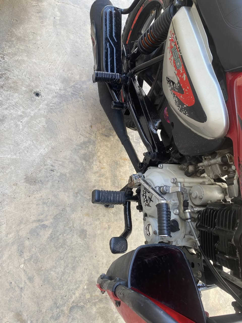 بوكسر موديل 21 رقم بغداد انكليزي بأسمي تجفيت شركة مكان بغداد تقاطع نهروان *********** السعر 1850 وبيها مجال حك جية
