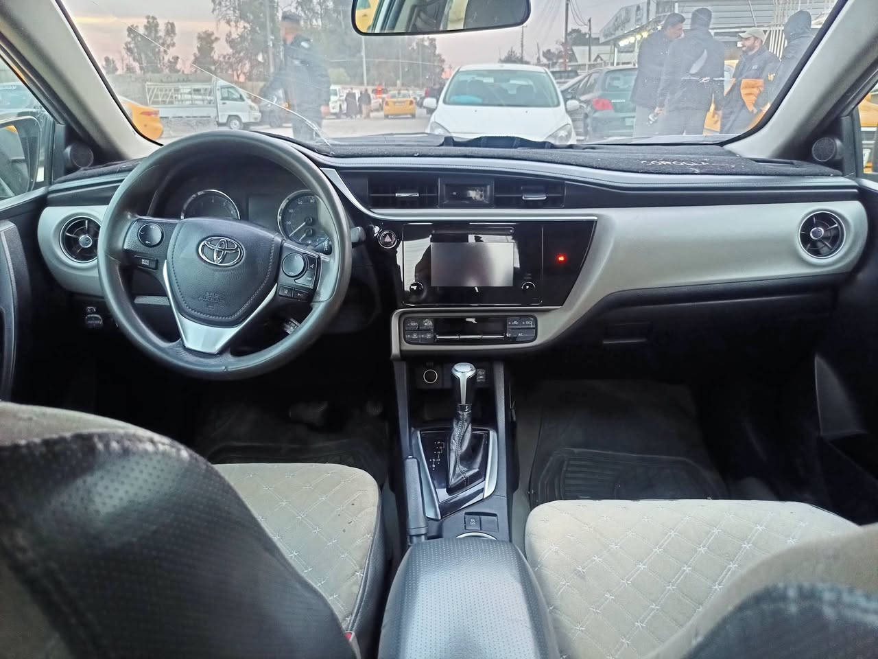 كورلا 2018 LE
ضررها بجم ثلاث قطع مع الدواخل +رصعه براس الشاصي من عند الباتري 

كير محرك شرط غاز بانزين 

رقم كركوك 

دفتر بانزين 

سنوية 2031

السعر 135بيها مجال

المكان كركوك 

الرقم 

***********

***********
