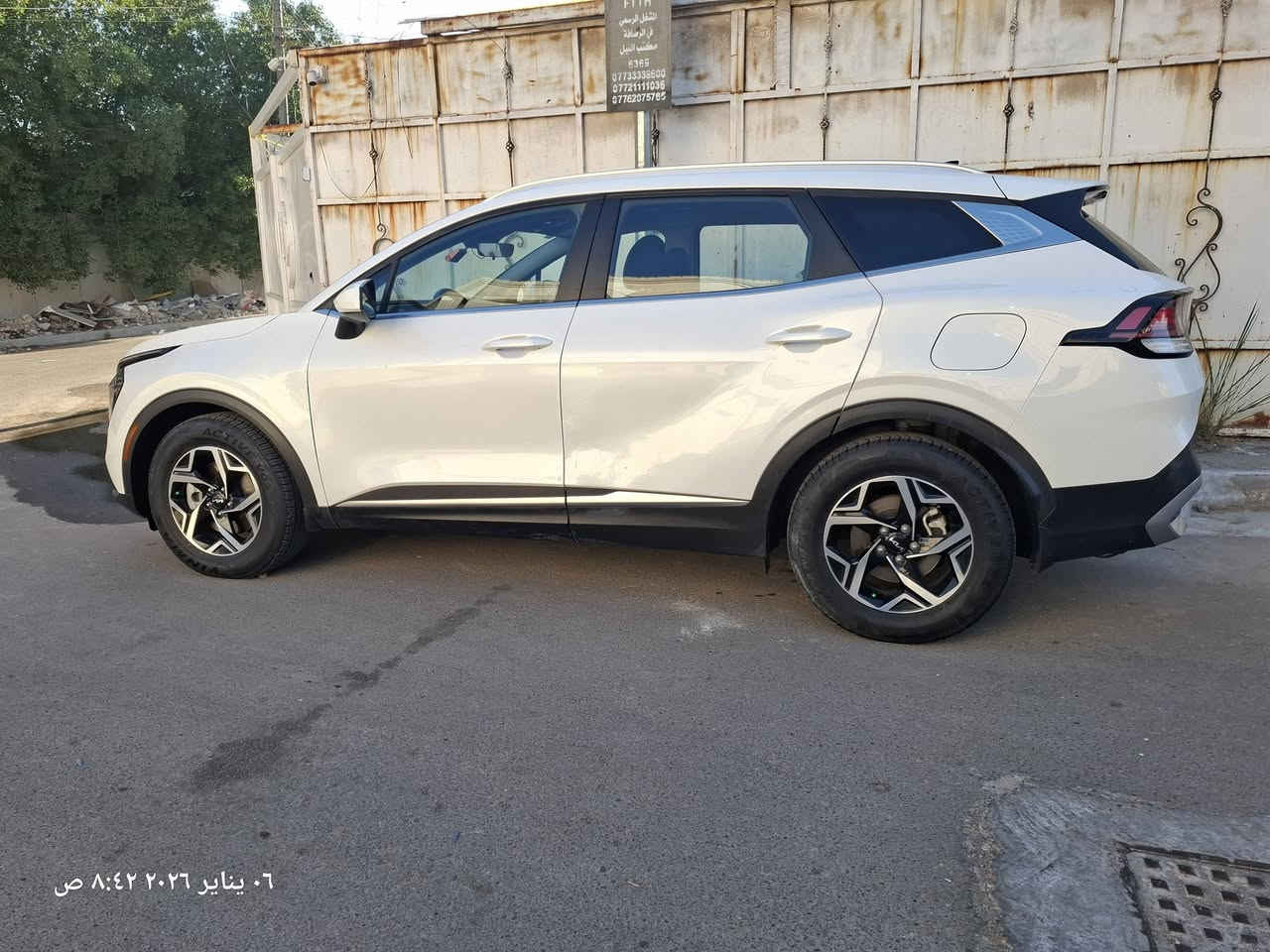 كيا سبورتج 2023
رقم بغداد دولي بأسمي 

حادث بسيط موضح بالسونار  باب سائق  مبدل وطخه بالصندوق مصبوغ جزء منه أيرباك برده فقط  

محرك 2500 gdi وگير بحالة الوكاله 

ماشيه 60 الف ميل 

رادارات وتحديد مسار وحساسات بحالة الوكاله 

وأطفاء ذاتي وأشارة ترحيب كاميرا أمامي خلفي وشاشه وشاحن 

تخم تاير وتخم دسك جديدات 

سياره استخدام قليل 

 مكان السياره بغداد شارع فلسطين 

قرب مول النخيل 

***********
