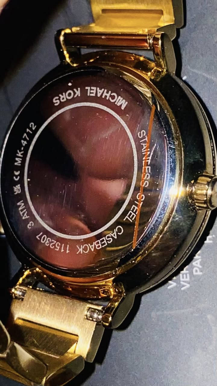 ساعة مايكل كورس نسائية 
القطر 38
لون ذهبي مختم 
سعرها بالوكالة 200 دولار 
السعر 100 مع التوصيل


**إذا كنت صاحب هذا الإعلان وتريد حذفه لأي سبب، رجاءا أرسل رسالة إلى الدعم الفني**