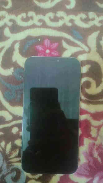 ايفون 12برو ماكس دبل سيم بطاريه 83 ذاكرة 256 الجهاز  على بلاد فقط امبدل شاشه اصليه سعر 280بي مجال مكان كركوك ***********
