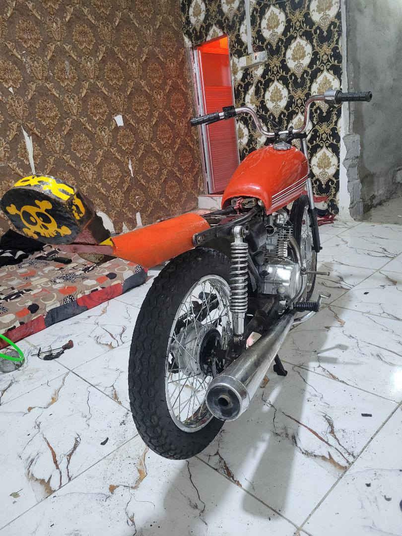 سلام عليكم اخوان نامه متياز موديل22محرك بي جراد شوي دراجه معمره توه مجفته غراض اصلي وياله جدد تانكي كشن دبلات جدد سعر500وبيه مجال مكاني خمس ميل حي طارق رقمي***********بصره ادوات ادوات

