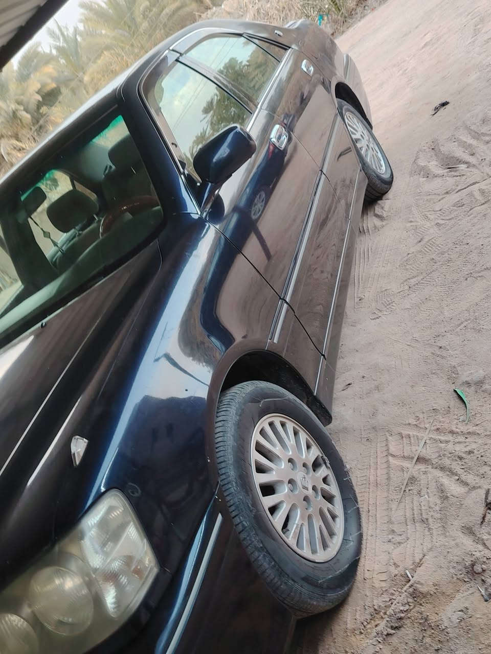 سلام عليكم ملكه2003 البيع  مسجله بغداد مدفوع الكمرك باقي بس الرقم بيه كصه قماره فقط مكينه الدجاج جديد كير جديد حداديه جديده تخم تاير كله جديد السياره جاهزه السعر 80 وبيه مجال رقم الهاتف *********** مكانها نجف كوفه يم معمل الببسي
