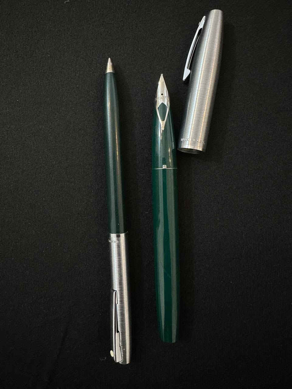 طقم أقلام "شيفر" (Sheaffer) أمريكي أصلي كلاسيكي للبيع  
*********** وتساب
