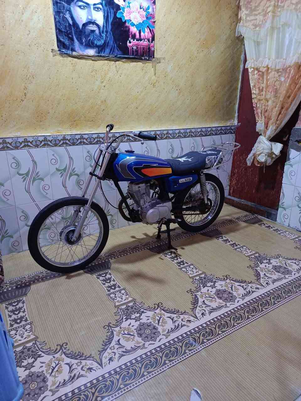 السلام عليكم دراجه للبيع ناعمه ايراني دراجه ادوات كفاله عن البوجيا مكان البصره القبله سعر الدراجه 500 بيها مجال 
***********
