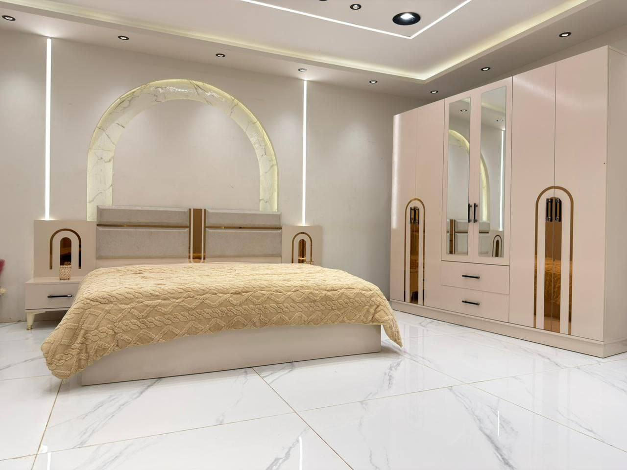 وصول غرفة نوم ليلى  ابواب 5 قطع  معمل *اصلي* درجة اولى  ⚜️
نفس الصورة بالضبط 🤩
مجرات في الكنتور 
سرير خشب كامل
سكك ثلاث مراحل
قياس الكنتور 220سم✅
سرير 180*200سم✅
كومدي عدد2.قياس 45سم✅
ميز تواليت... قياس 80سم✅

🛑المعمل الأصلي🛑لا نتعامل بالتقليد⚜️

السعر 650 الف 

شد ونقل 
- بغداد مجاناآ
- ⁠اطراف 20 الف 
- ⁠محافظات 75 الف


**إذا كنت صاحب هذا الإعلان وتريد حذفه لأي سبب، رجاءا أرسل رسالة إلى الدعم الفني**