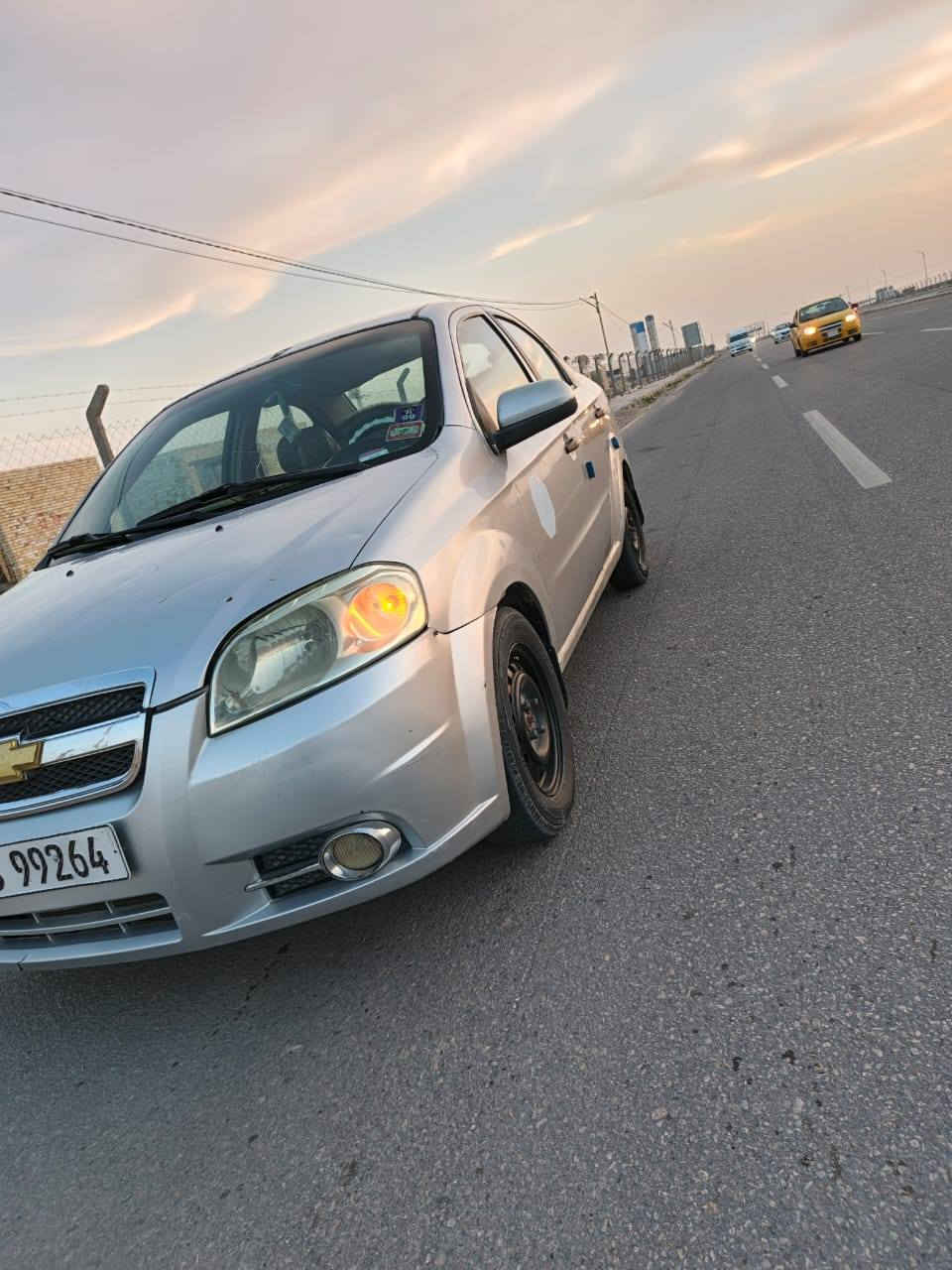 سلام عليكم سيارة افيو خليجي  موديل 9 رقم بغداد اتماتيك بسمي سعر 57 وبيه مجال قليل اتصل بيك خير وتدلل ***********
