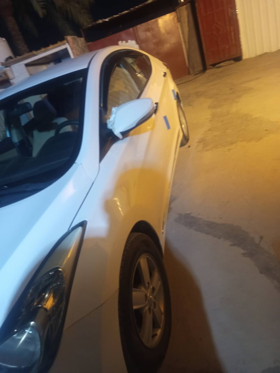 سلام عليكم سياره جديده انتره كله كفاله 2013.تخم.تايرات.جديد.حداديهدجديد.مكينه.وكير.بل.جيس.رقم.كربلاء.سعر.113وبيه.مجال.قليل.بيه.شخوط.باردات.مكفوله.من.صبغ.ولامعجون.***********
