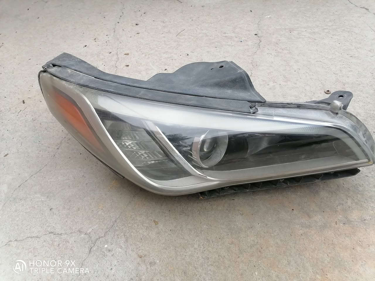 السلام عليكم للبيع مازدات  سوناتا من ١٥ لل١٧  ( اصلي تفصيخ) وارد امريكي السعر ١٠٠ الف وبيها مجال للأتصال *********** محمد مكاني السيدية
