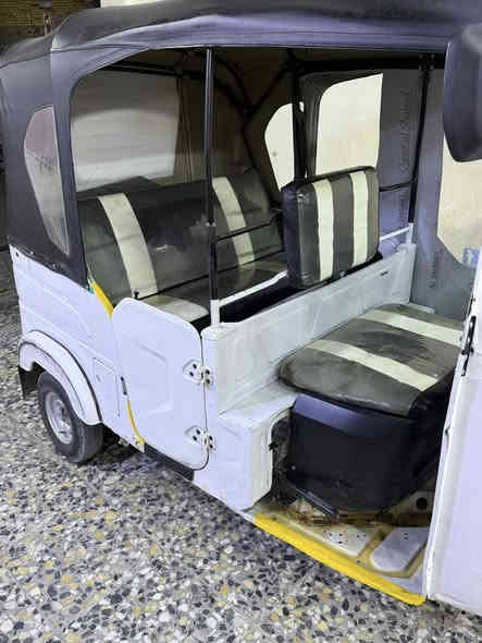 السلام عليكم تكتك موديل 2022 رقم وسنويه بغداد تحويل ثاني يوم السعر (7250) مكاني الكماليه رقمي ***********
