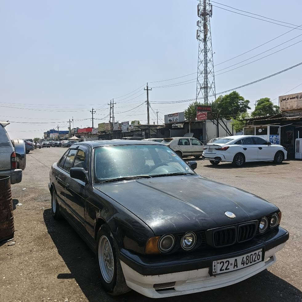 مووديل 1990 ته به ريت سارت گارم به شه رت گير مكينه به شه رت تؤ ماتيك بي ليدران سعر 55ماجال *********** أربيل, العراق
