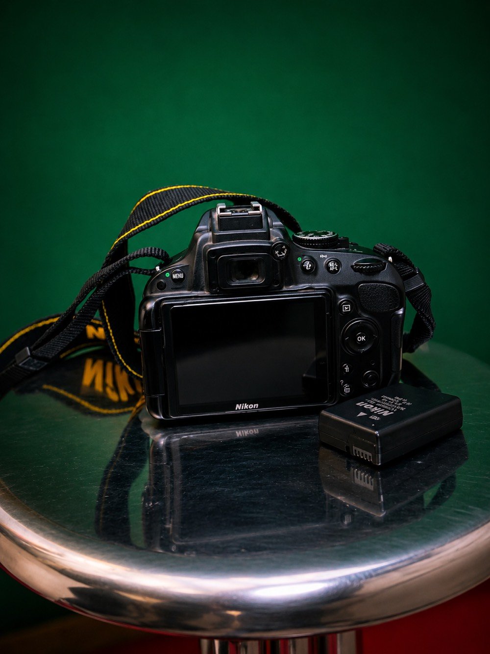 كامره (Nikon )للبيع فول نضافه للبيع مستخدم قليل
5100 سعرها 350