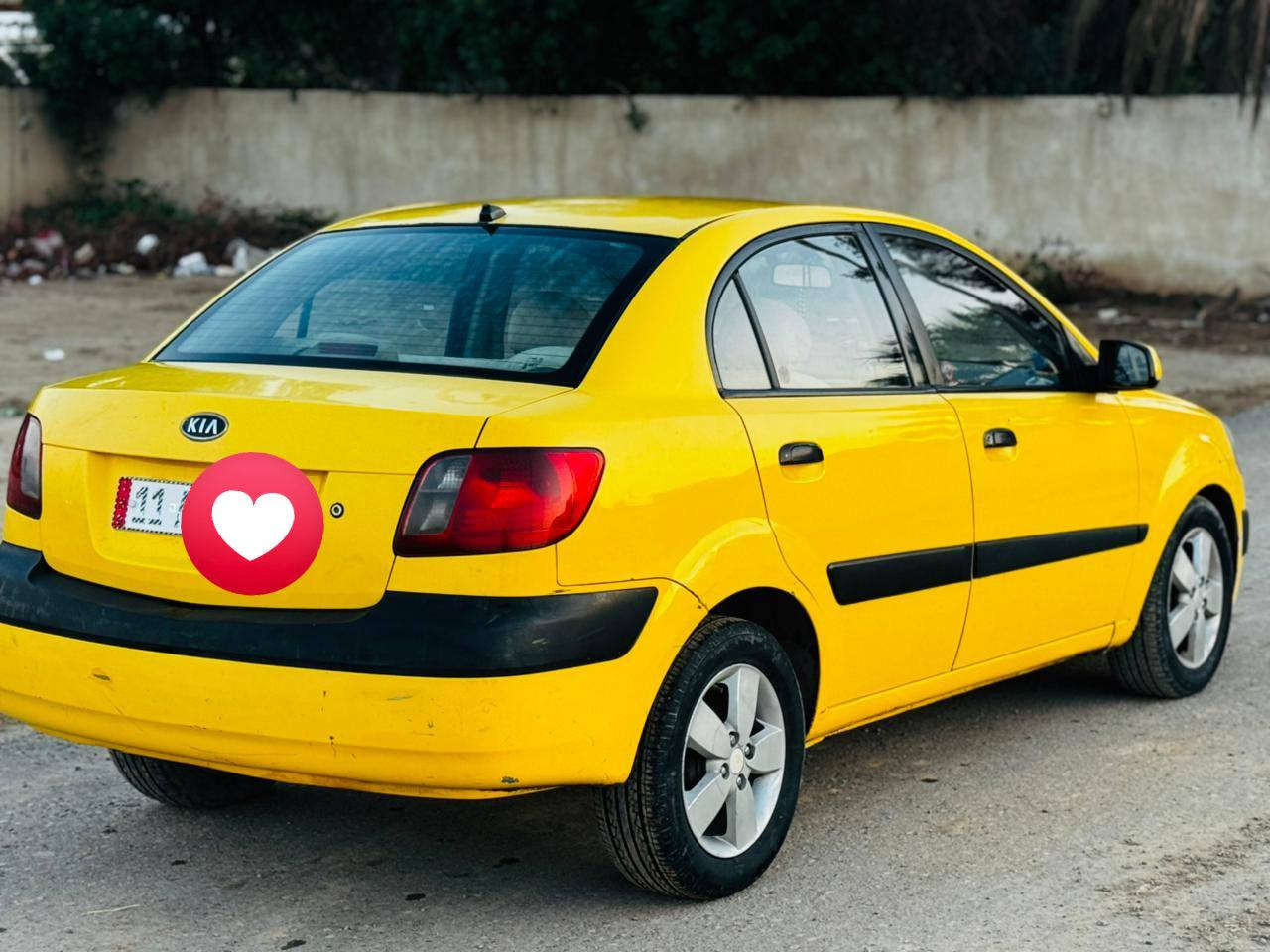 ريو ٢٠٠٩ رقم بغداد انكليزي بسمي شخصيا مصفره هيئه وغرامه خليجي مكينه ١٦٠٠مكفوله من الظربه وتبديل ماشيه ٢٠٠ حقيقي ويل كب شاشه مكاني بغداد الرصافه سعر ٩٢ ورقه 
***********
