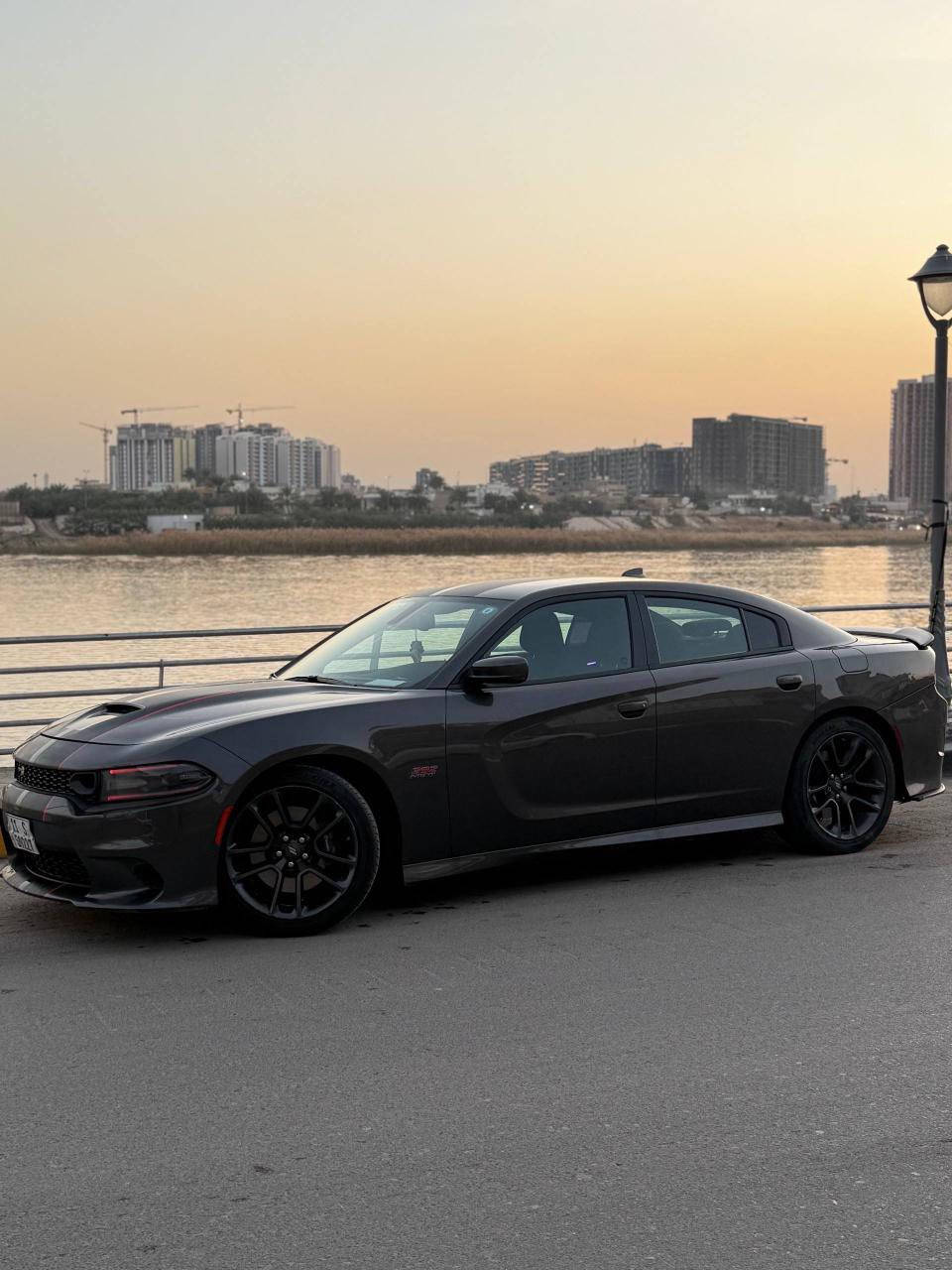 السلام عليكم دودج جارجر سكات باك
موديل2021
عداد المسافة81000
مكينة v8 /6400
سيارة كلش نظيفه  مكينة وكير مكفولات
حادث الأمريكي للسياره جاملغ خلفي راجع بارد  فقط 
مثل ما موضح ب الصورة 
عليها الإضافات السيارا نشرات دشبول وسقف رولز رايز 
وستيرن رياضي  و Dg  سيستم دمام العدد 7 محيطي
للاستفسار على السعر اتصل:
***********
مكاني بغداد الوزيريه
