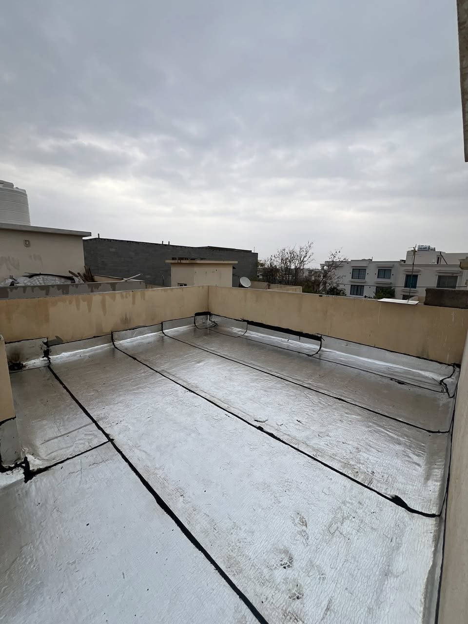 #امطار_الخير_بركة

#اربيل_مجمع_اشتي_1

#لباد  
#مانع الرطوبه 
#عاكس الشمس 
#جدران 
#سندويج_بنل
#سطوح
#باتلو_الاساس
#بنايات
#مسابح

#الحل الوحيد روناهي كروب 👍

https://www.facebook.com/lsocamErbil/

للاستفسار والتواصل عبر الواتساب 
***********
