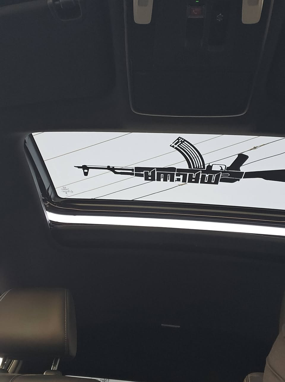 السلام عليكم
للبيع 
سفك 2025  هايبرد 
محرك 2.0 هايبرد 
فئة تورنك سبورت
اعلى مواصفات بالسفك  
رقم بغداد 
ضررها موضح بالصور فقط جاملغ نصبغ
ماشيه الف 32  
سعرها 165 ورقه بلاش
بغداد زعفرانية
***********

***********
