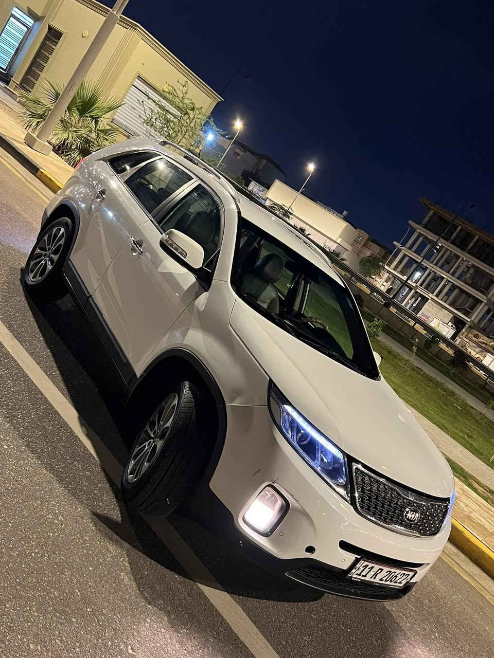 السلام عليكم كيا سورنتو 2014 خليجي 6 سلندر بصمة تشغيل و بصمة ابواب كامرة خلفية حساس خلفي و امامي كشنات جلد وكشنات كهربائية لد داخلي سبعة راكب تبريد ثلاث قطع مري شفط تخم تاير جديد حدادة جديدة هزة جديدة رقم بغداد وراعيها بالبصرة السيارة مكفولة عدا الجاملغ الامامي الايسر موضح بالسونار السعر 175 واذا مراوس بسارة صالون مكان السيارة بالبصرة ***********
