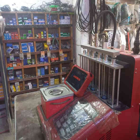 🔥🚗 عـــــرض ناااار من مركز بغداد 🔧 🚗🔥
📣 ولك لا يفوتك العرض قبل يخلص 😍
الآن ولمــــدة محدودة فقط 🔥

✅ فحص نوزل GDi أو نوزل عادي بـ 5,000 دينار فقط
✅ فحص وترسيت الأعطال بأحدث الأجهزة بـ 5,000 دينار فقط

يعني كل الفحص الكامل (نوزل + أعطال) 😎
بس بـ 10,000 دينار فقط ‼️

💥 أجهزة حديثة – دقة عالية – شغل مضمون 💪
📅 العرض محدود، إلحق قبل الزحمة!

📍 الموقع: حي المعالف – قرب أسواق علي الربيعي / دلالية قائد الشمري / دكتورة لمياء
📞 للتواصل: *********** – أحمد ابوليث
