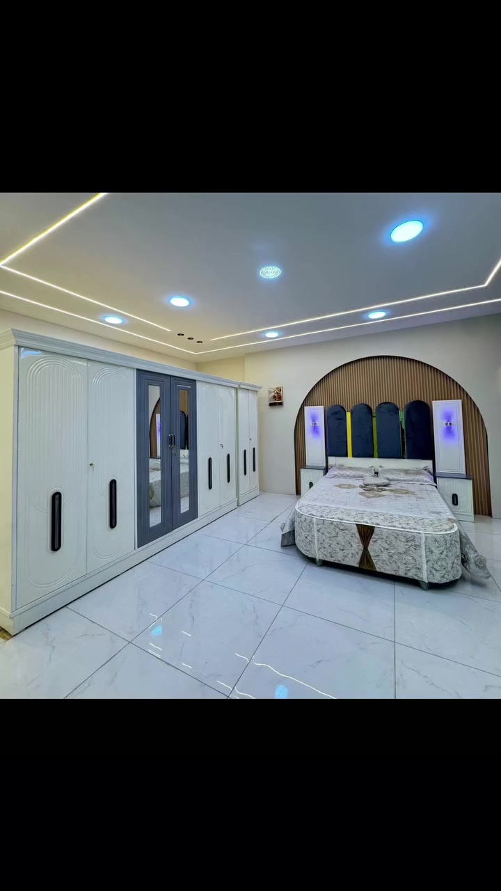 السعر // مليون فقط 😍

🔅تفاصيل الغرفة المرمري  ....

 خارج ٤ملم ام دي اف 🔺
وداخل صاج ٣ملم 
صبغ حراري  درجة اولى 

عدد القطع  ٧ قطع 😍
🔺1 //جرباية  قياس  ١٦٠ × ٢٠٠ 
🔺//ميز جانبي ايسر قياس ٥٠
🔺2// وميز  جانبي  قياس ٥٠
🔺3// زاوية ارتفاع مترين عرض ٨٠
🔺4// وميز بلازمه  
🔺5//وميز مراية ارتفاع مترين عرض ١٢٠
🔺6// وكنتور ٦ باب  ارتفاع مترين و١٥ طول ٣ متر و١٥

القطعه الثامنة حسب الطلب شازلون
سعرها ٥٠ الف ❤️


**إذا كنت صاحب هذا الإعلان وتريد حذفه لأي سبب، رجاءا أرسل رسالة إلى الدعم الفني**