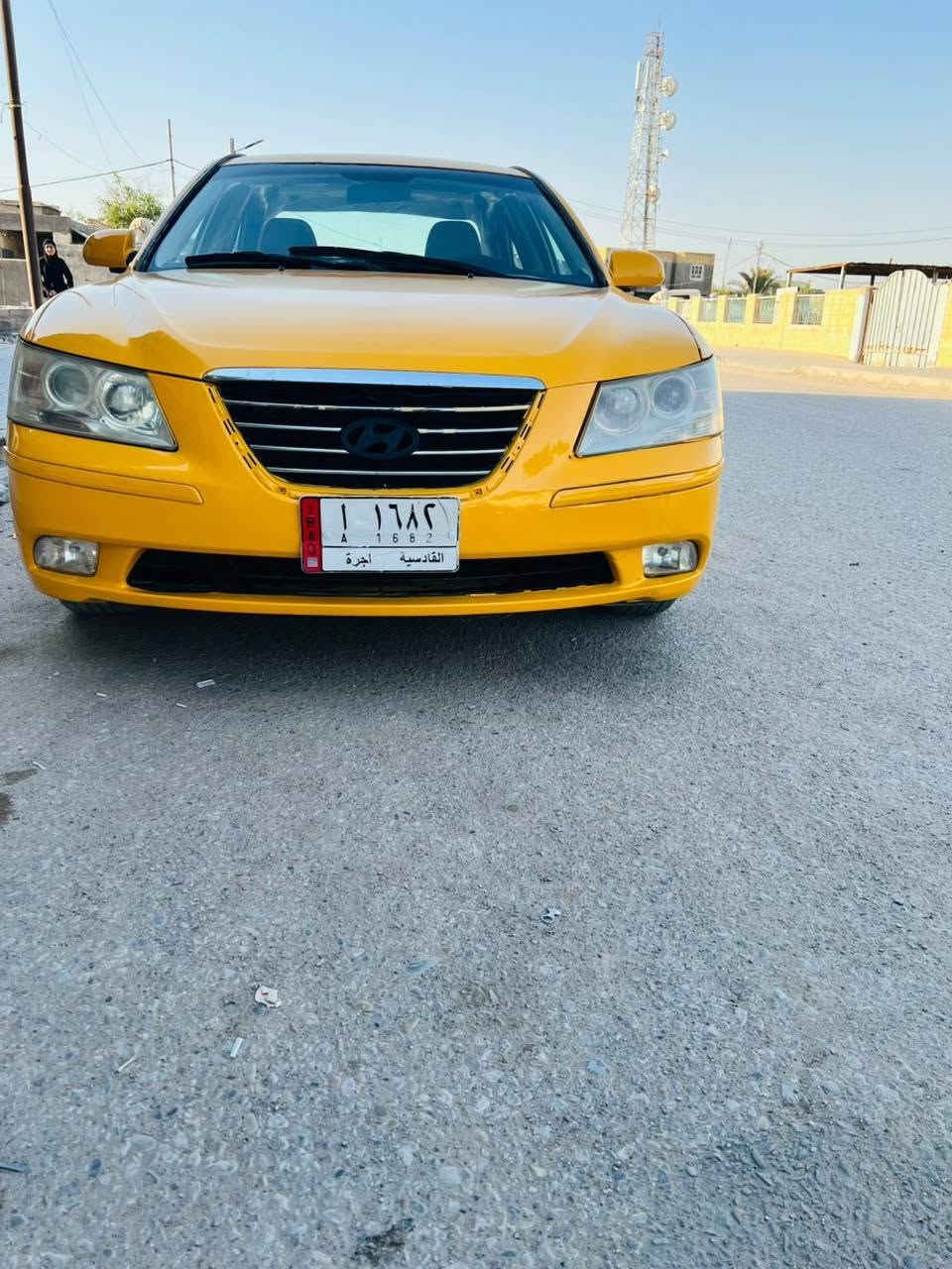 السلام عليكم سوناته موديل 2009 خليجيه رقم قادسيه سنويه لل 2028 سياره بيها تبديل قماره مطلعه من البراجيم  . وبيها نواقص بسيطه مكينه كير حداديه جاهزه وصبغه جديده  سعرها 60 مكاني سماوه الشراي يتصل ***********
