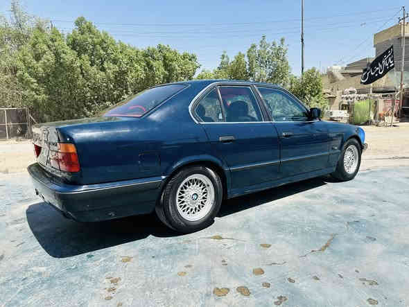 سلام عليكم BMW  سياره حلوا ونضيفه مكفوله من ضربه ماعده البنيد طخه وبعدني مصابغه مكفوله من الخياس وكلشي سياره محوره مكينه ففتي خير من الله تبريد ثلج ومعدل ولا صرف وين متريد اطيك تراي تخم تاير جديد وصدر جديد كامله سعر 50 وبيها مجال*********** كير اوتو سياره بسمي رقم بغداد
مكان السياره بغداد مدينه الصدر
ملاحضه البنيد بدلته 🛑
