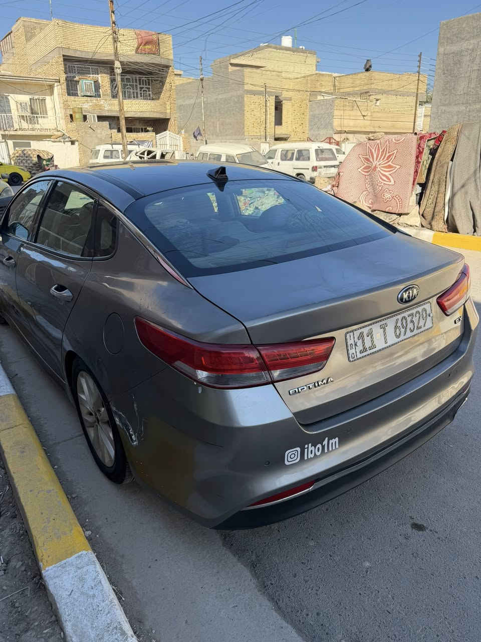 السلام عليكم
كيا اوبتيما 2016 امريكي فول مواصفات ex 
بصمة بانوراما كشنات جلد تدفئة تبريد كشنات +كهرباء و خزن مري شفط قلاب تدفئة ستيرن لايت دبل عدسة بك لايت لد صندوق ذكي عند الاقتراب تبريد قطعتين منفصل تبريد خلفي صدر جديد امامي وخلفي حادث خلفي الصور موجوده ب المنشور رقم بغداد ب اسمي السعر 135 و بيهه مجال 
المكان بغداد الحسينية او الكرادة 
***********

