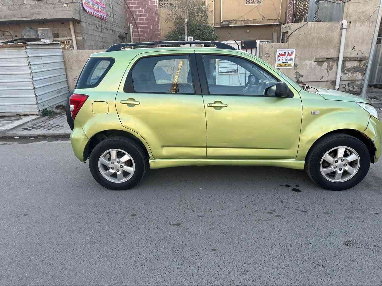 سلام عليكم داهستو 2007 للبيع بيها كم قطعة صبغ بدون حادث جمالية فقط كير ومكينة جيدة جدا تبريد فور ويل شغال دفع رباعي بيع او مراوس
السعر55 بيه شوية مجال
بغداد الدورة 
*********** بغداد, العراق
