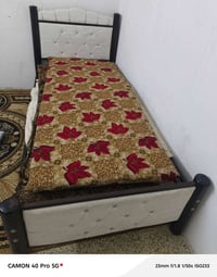 للبيع تخت تركي السعر ال واحد 30 وبي محال بسيط  07774044616 07512244704