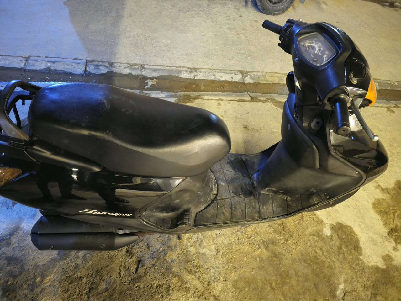 سبيسي ياباني للبيع دراجة نضيفة حيللللل مجفتة مرة وحدة غراض كلة
اصلي
مكان خاچية ***********
