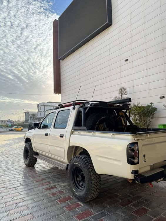 تيوتا بيكم معدله  2001
كفاله عامه ماعده لبدي صبغ فقط بدون ضربه اثر خطه وصبغته سياره بلاديه 
محرك كير ومحرك بلاد 2700
لوكير شغال 
كهربائيات كامله شغاله
تخم تاير جديد جبلي
وغراضها لاصليه موجوده دعاميات + ويل 16
مكان سماوه السعر ١٢٠ بيه مجال قليل
للتصال ***********
