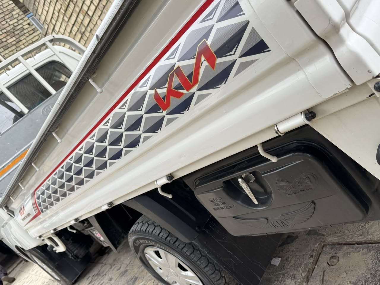 كيا بنكو مديل 2022 رقم بغداد الماني مشروع وطني إنكليزي سنويه 2027 تحويل ثاني يوم مكفوله كفاله عامه مكفوله من الصبغ والضربه كير محرك اكسن شاصي رقم شاصي كفاله تبريد ثلج تخم تاير جديد حداده جديده كهربائيات كلهة شغاله السياره بلاديه ع وضع الشركه 
السعر 135.        العنوان بغداد 
الهاتف ***********
