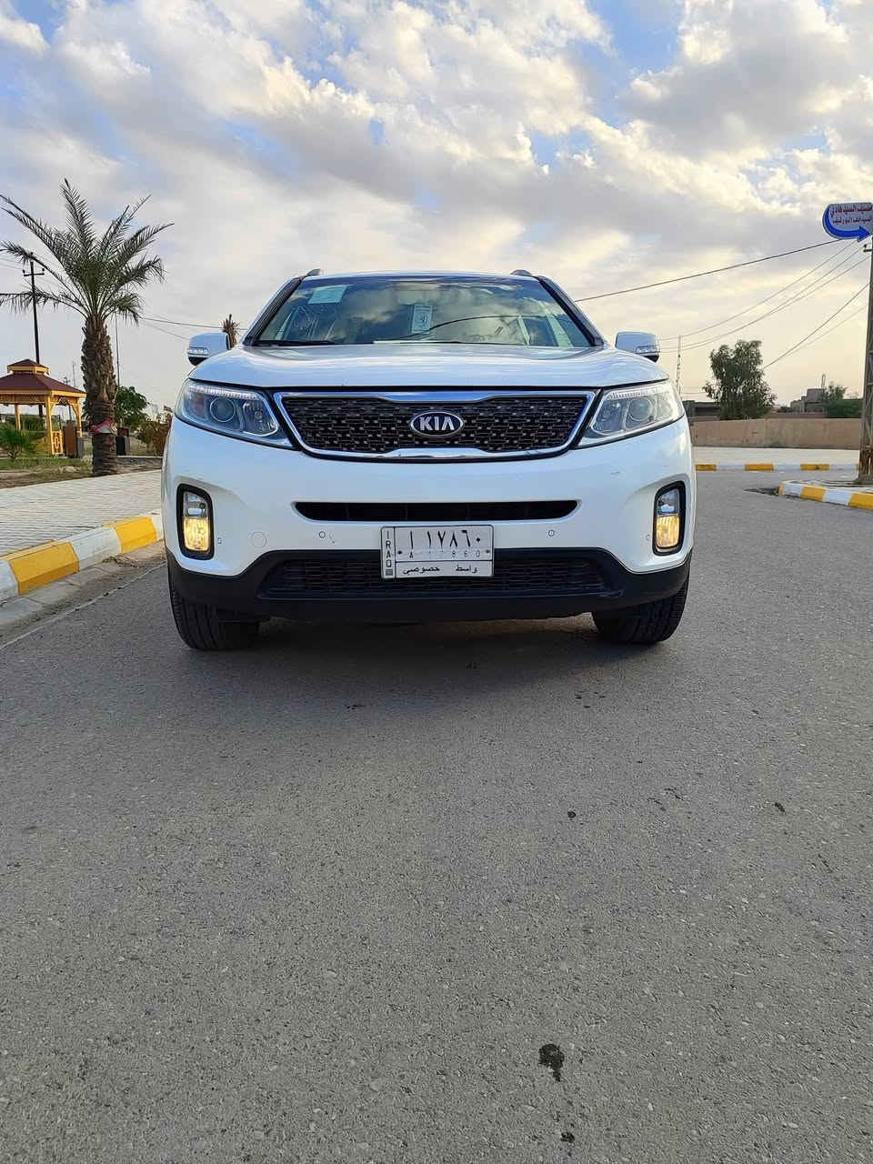 كيا …. سورنتو
موديل …. 2015
رقم واسط 
خليجي
_مكينه 2400 
مكفوله من صبغ وتبديل وبارد 
جديدة جدا 
السعر 165
مكان السيارة واسط النعمانيه
للاستفسار اكثر الاتصال
***********
