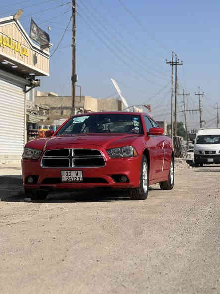 السلام عليكم  
جارجر 2012 رقم بغداد أنكليزي 
ماشيه ٢٢٠
شاشه كبيره 
حداديه جديده 
مكينه +كير +اكسل مكفولات 
تبريد منضومه جديده 
لايت زنون 
تشغيل بعد 
بيها قطعتين صبغ وشبر بارد بدون ايرباك بدون دواخل 
سعرها 148 وبيها مجال كلش قليل 
ممشتغله خط   
***********
