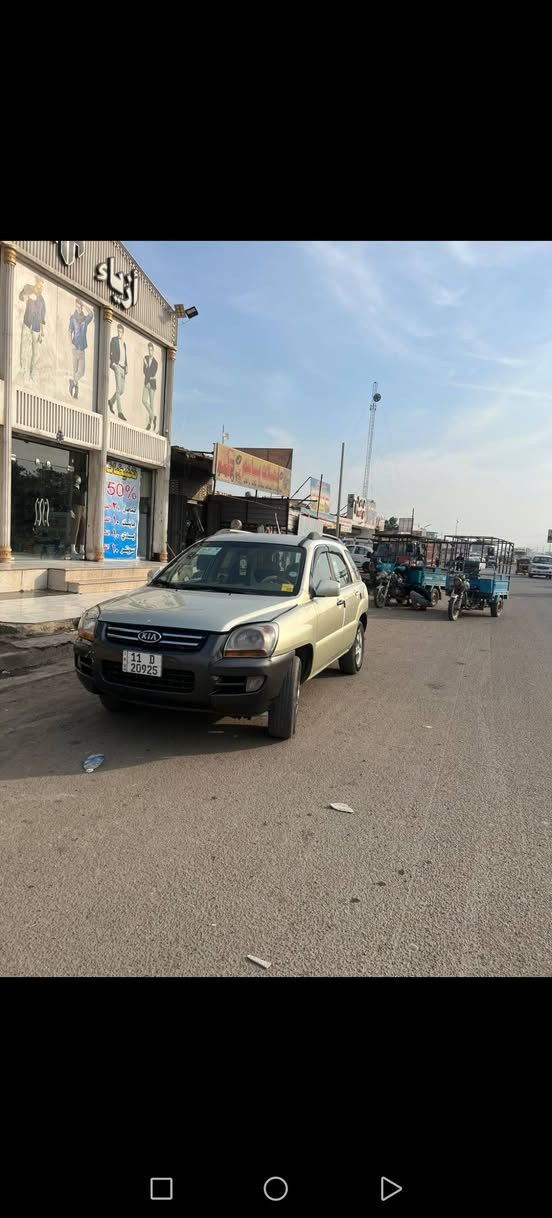 سبورتج 2007 مكينه 2000 كير مكينه كفاله بيها ضربه بابين ومصبوغه جماليه تحويل مباشر سنويه لل30 سعر 83 رقم الهاتف ***********
