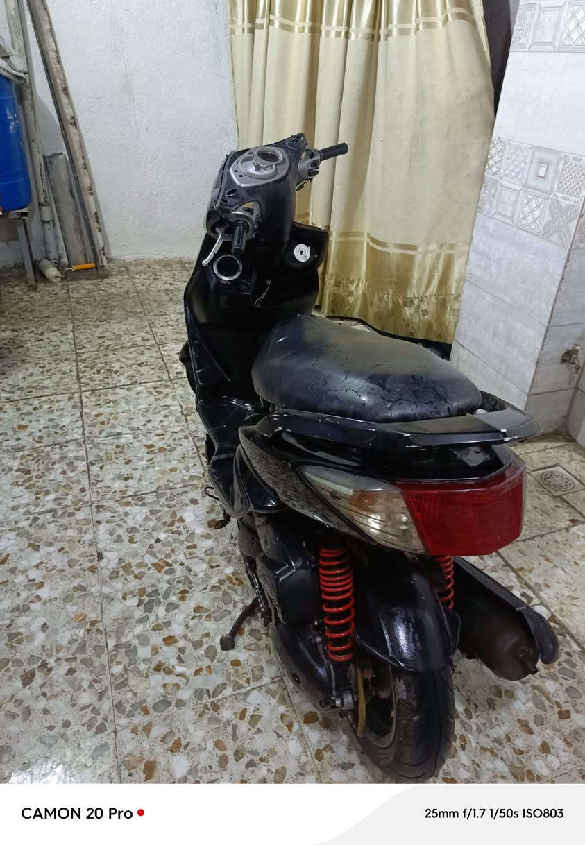 سكنس فحل للبيع كابريتر الدراجة خير من الله شلعه ومعدل الكفرات كلهن ختم واحد ويه المكينه بلادي المكينه بلادية ما مفتوحة مكاني بغداد مدينة الصدر تقاطع الكيارة السعر 400 وبيها مجال ***********
