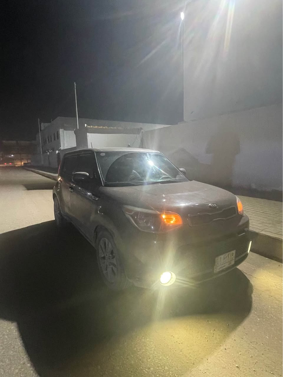 صول موديل 2015 للبيع مكينه 2000 السياره نضيفه على ايد مره بيها 3 قطع صبغ وحده كلير من امريكا 
مواصفات عاديه 
ماشيه 79 الف حقيقي
رقم بابل تحويل ثاني يوم 
مكانها كربلاء 
*********** كربلاء, العراق
