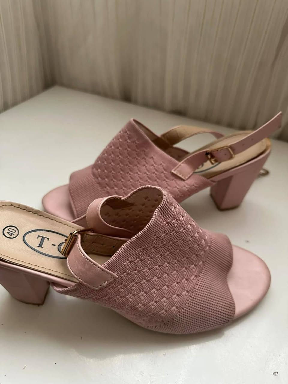 احذيه للبيع


**إذا كنت صاحب هذا الإعلان وتريد حذفه لأي سبب، رجاءا أرسل رسالة إلى الدعم الفني**