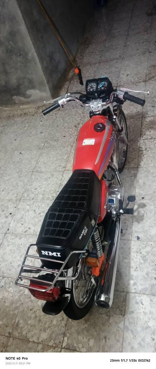 سلام عليكم .. نامه شلامجه اوراق اصولي تعمير 25 شاصي 21 صارلها اقل من ثلاثة اشهر من عمرتها وبلواقع عد احلا لدراجه كلها شلامجه وتعمير احمد شهاب لون مطابق وي لاوراق
للستفسار اتصال ***********
