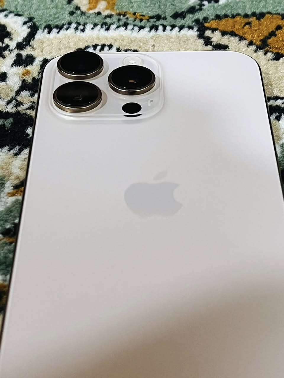 ايفوان ١٦ برو ماكس شرق اوسط ماستر الجهاز ذاكره ٢٥٦ بطاريه ٩٨ مشحون ٢٠٩ اخو الجديد استعمال بيت السعر خاص العنوان نجف حي الجمعيه شارع عشرين ***********
