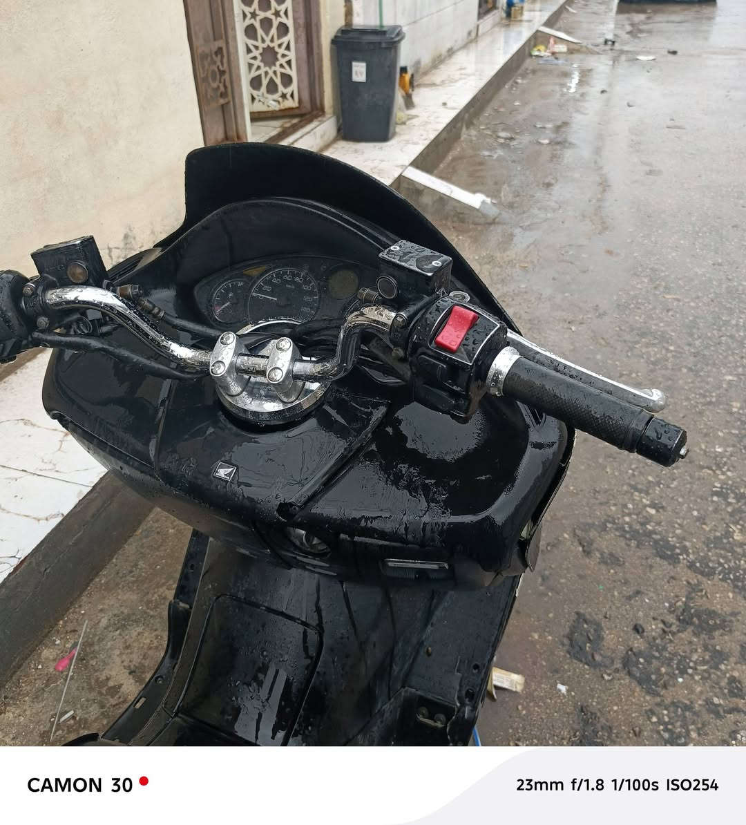 فورزه للبيع 8/0 محرك مجفت وبيها عطل بسيط عارضتها للبيع السعر 300


**إذا كنت صاحب هذا الإعلان وتريد حذفه لأي سبب، رجاءا أرسل رسالة إلى الدعم الفني**