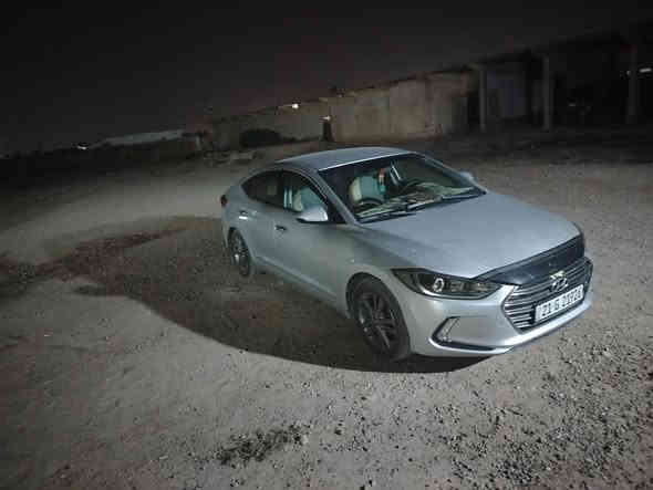 السلام عليكم انتره للبيع موديل  2017 وارد امريكي. نص فول السعر 126 وبيها مجال حك الجيه محرك مبدل جديد كير كفاله و صدر جديد السياره قبل شهر مبدل مكلف بلنشر
 رقم صاحب السياره ‏‪***********‬‏
***********
