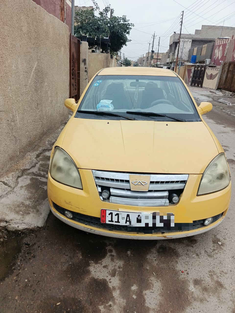 شيري اي فايف موديل 2011
محرك وكيركامري ابوالجف 
مصفره هيئه وغرامات وداخله هزه 
كبل تحويل بسمك 
 السعر 35 وبيه مجال بصيط 
مكاني زعفرانيه ***********
