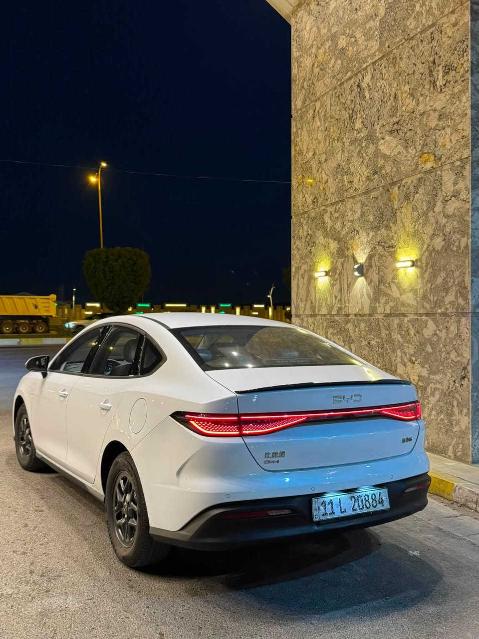 السلام عليكم
للبيع BYD فئة سيل 5 رقم بغداد تحويل مباشر 
السياره مكفوله على وضع الشركه ماشيه 6 الاف 
السعر 18مليون و900 الف وبيه مجال 
مكانه الانبار فلوجه للاستفسار ‭***********‬
