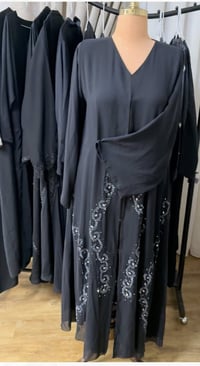 عبايات • فول نظافة • لكل وحدة