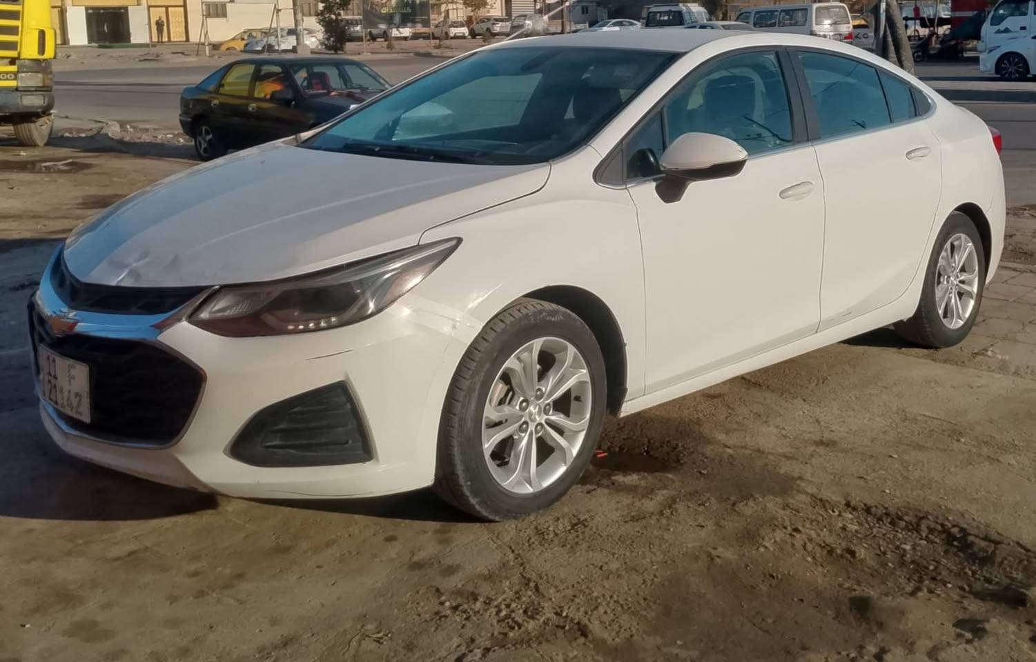 للبيع كروز مديل 2019 بسمي رقم بغداد سعر 92 بيهه مجال رقم صاحب  سياره ***********
